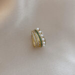 Ear Cuff Σκουλαρίκι Με Περλίτσες Και Στρας Διάφανο και Πράσινο - Image 3