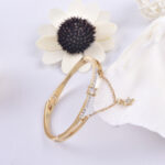 Βραχιόλι Χειροπέδα με Κρεμαστό Αλυσιδάκι