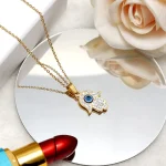 Κολιέ Hand with Eye με Στρας