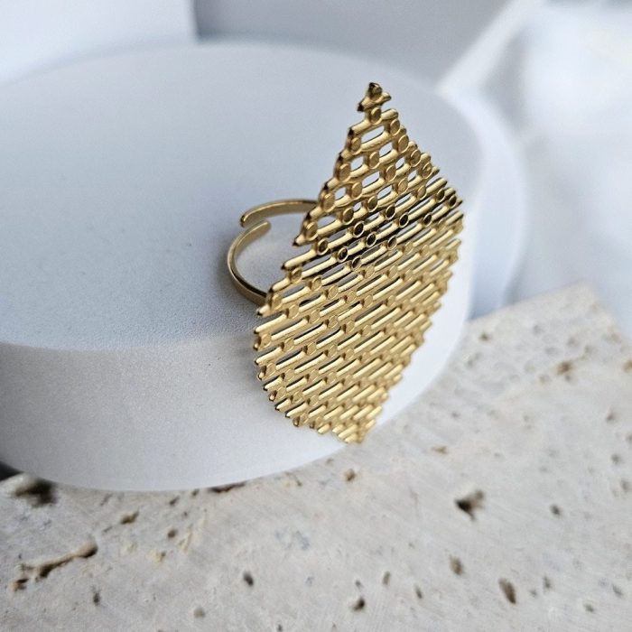 Δαχτυλίδι Ρυθμιζόμενο Πλεκτό Ρόμβος - Χρυσό - Image 2