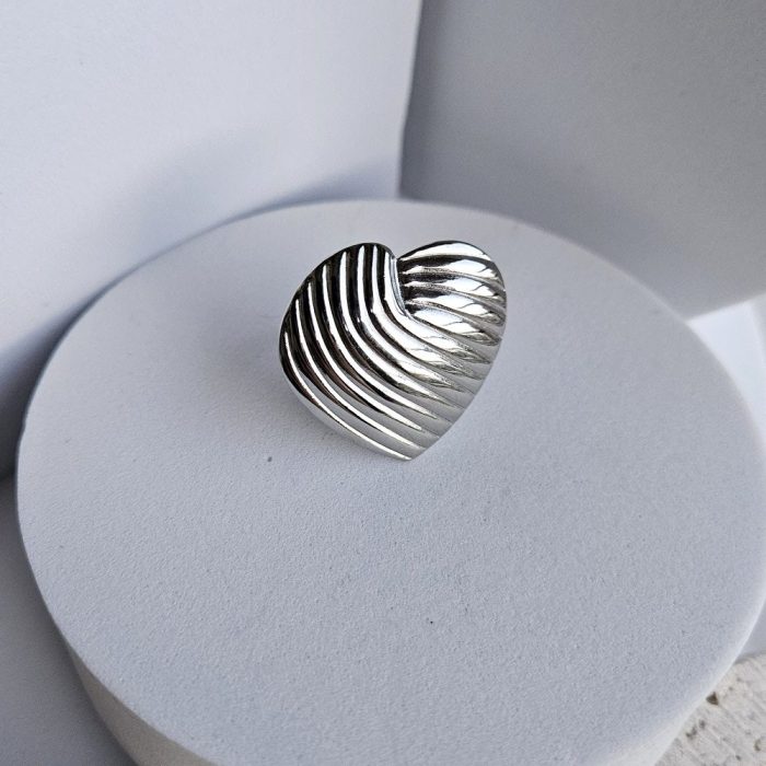 Δαχτυλίδι Ρυθμιζόμενο Καρδιά Ριγέ - Ασημί - Image 3