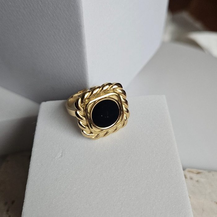 Δαχτυλίδι Ρυθμιζόμενο με Μαύρη Πέτρα - Χρυσό - Image 2