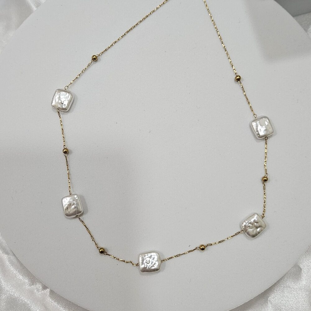 kolie-gunaikeiO-ATSALINO-KOSMIMA-ONLINE (11) Κολιέ με Τετράγωνες Πέρλες - Χρυσό - Image 1