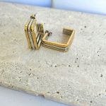 Σκουλαρίκια Κουμπωτά Half Square - Δίχρωμα - Image 2