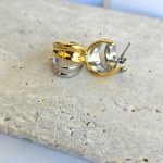 Σκουλαρίκια Κουμπωτά Double C - Δίχρωμα - Image 3