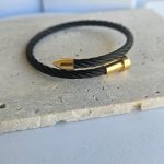 Βραχιόλι Μαύρο Ευέλικτο με Χρυσές Λεπτομέρειες