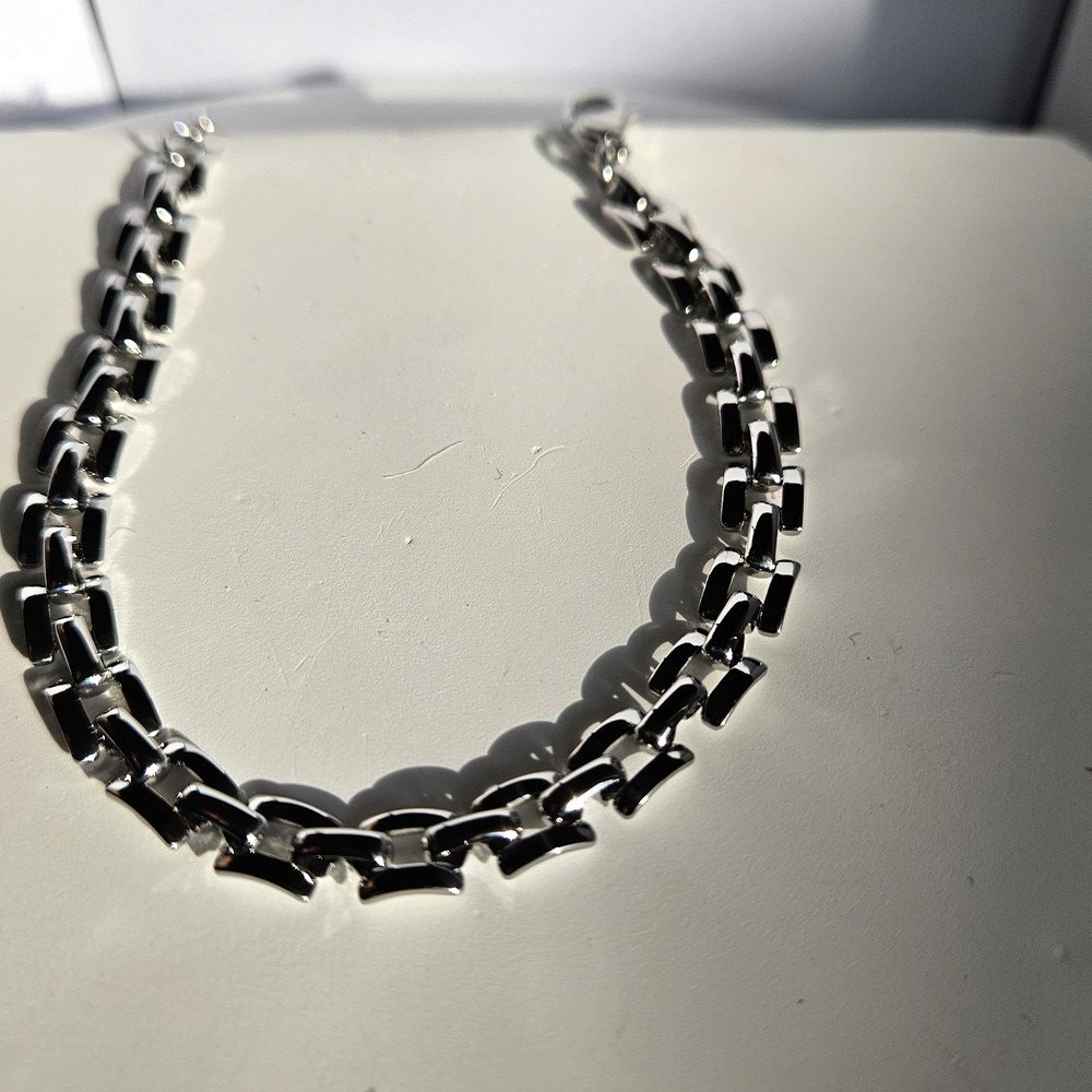 gunaikeia-vraxiolia-atsalina-kosmima-online (6) Βραχιόλι Αλυσιδάκι Κρικάκια - Ασημί - Image 1