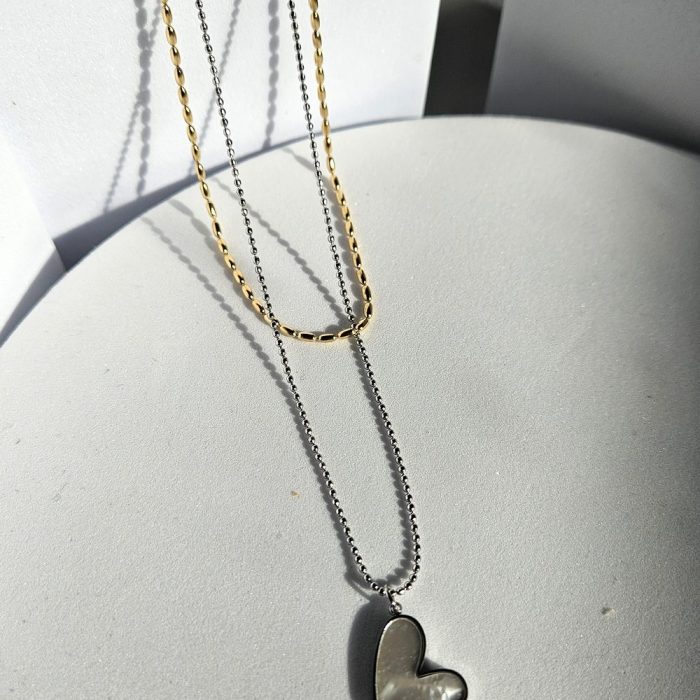 Κολιέ με Διπλό Αλυσιδάκι και Καρδιά - Δίχρωμο - Image 2