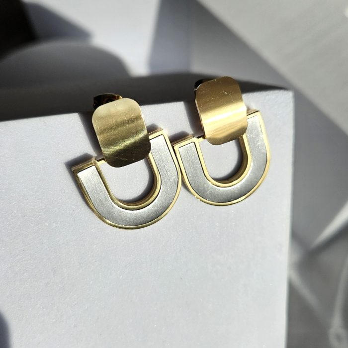 Σκουλαρίκια Κουμπωτά U- Δίχρωμο - Image 3