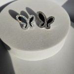 Σκουλαρίκια Κουμπωτά Πεταλούδες με Στρας - Ασημί