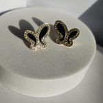 Σκουλαρίκια Κουμπωτά Πεταλούδες με Στρας - Χρυσό - Image 3