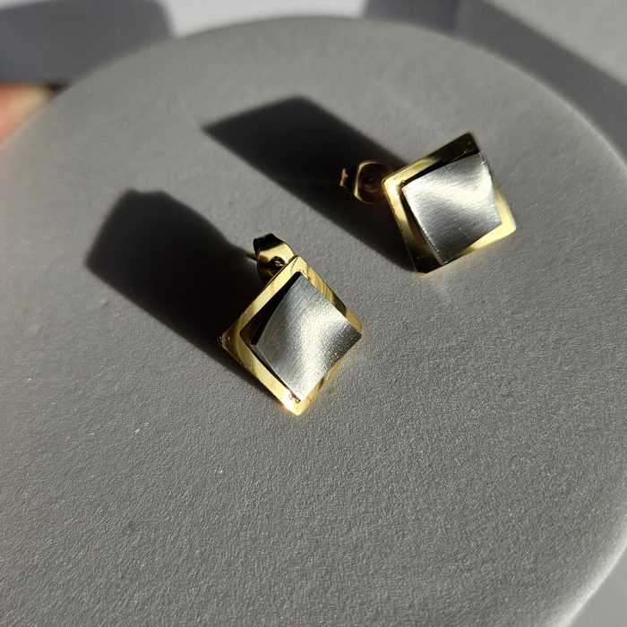 Σκουλαρίκια Κουμπωτά Qubes - Δίχρωμο - Image 2