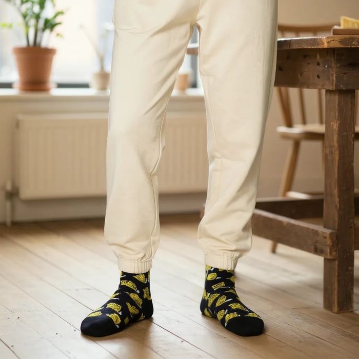 Κάλτσες Unisex Ψηλές με Σχέδιο Cheesy Black - Image 2