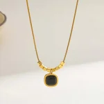 Κολιέ Λεπτή Αλυσίδα Cushion Πέτρα Μαύρη - Χρυσό