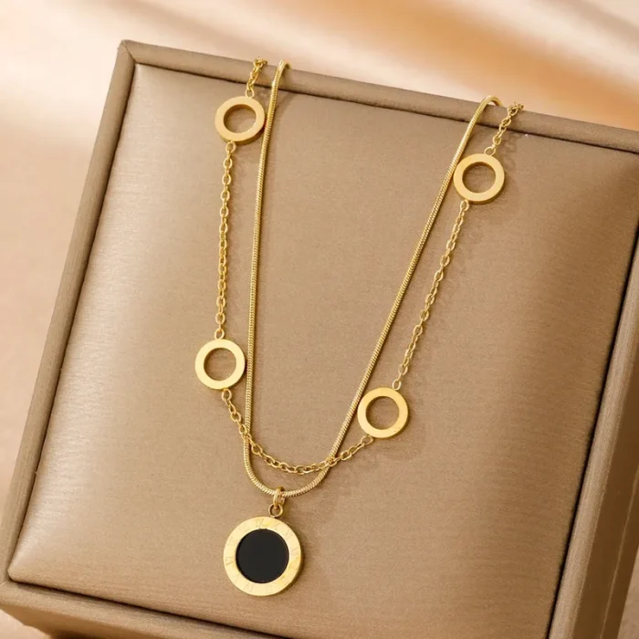 Κολιέ Διπλή Αλυσίδα με Κρικάκια και Κρεμαστό Μαύρο Δίσκο - Χρυσό - Image 2