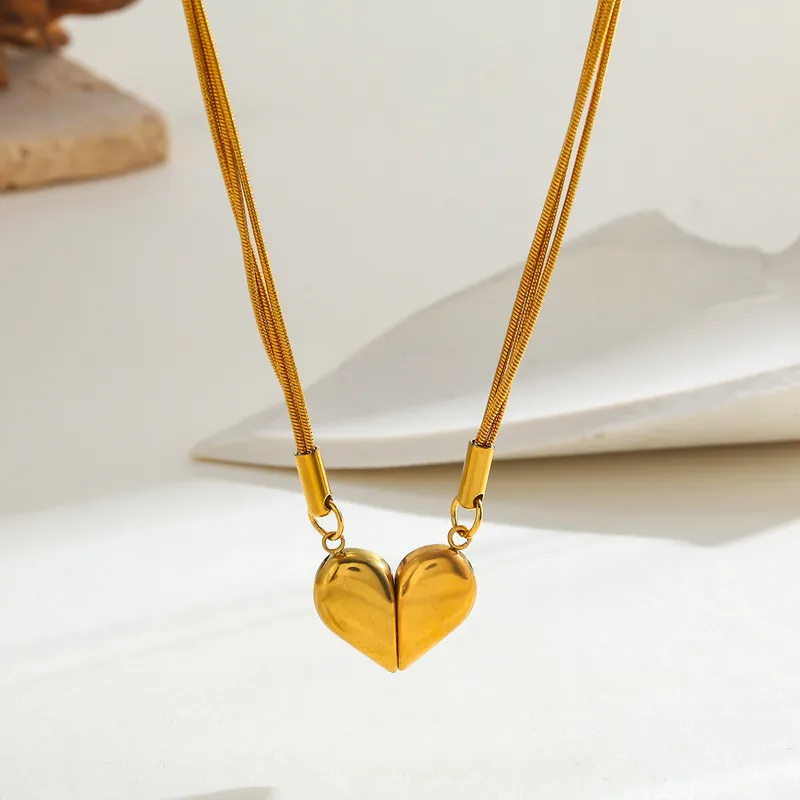 gunaikeio-kolie-atsalino-xriso-asimi-kosmima-online (171) Κολιέ Αλυσίδα Καρδιά Μαγνήτης - Χρυσό - Image 1