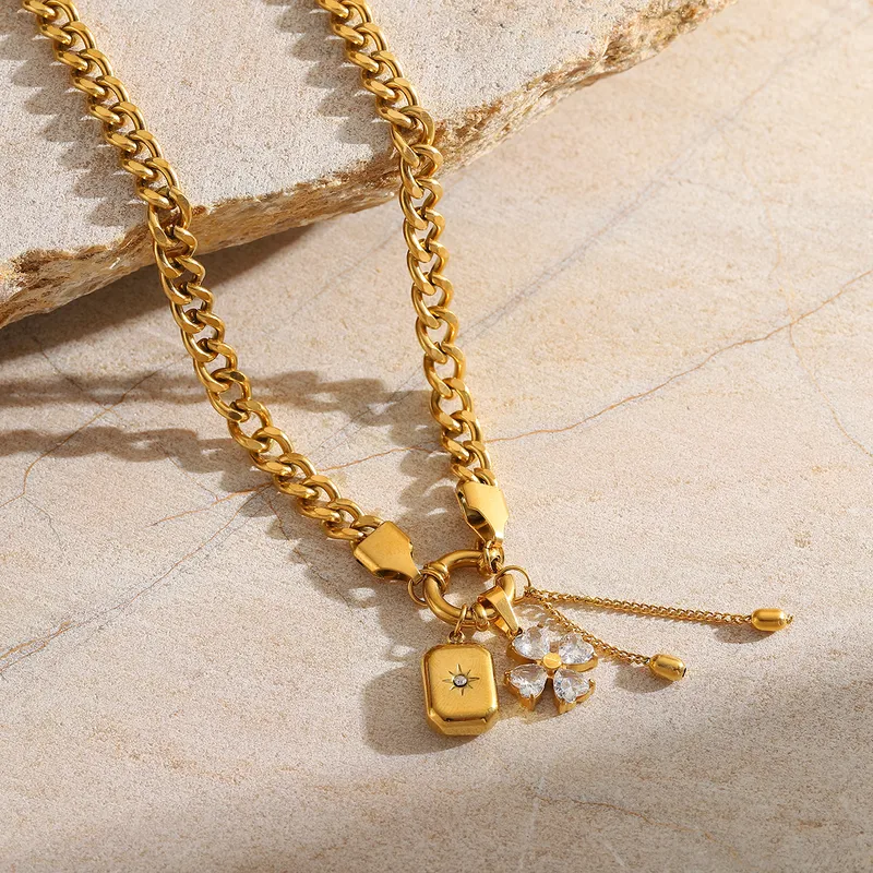 gunaikeio-kolie-atsalino-xriso-asimi-kosmima-online (185) Κολιέ Αλυσίδα Flower and Sun με Πετρούλες - Χρυσό - Image 1