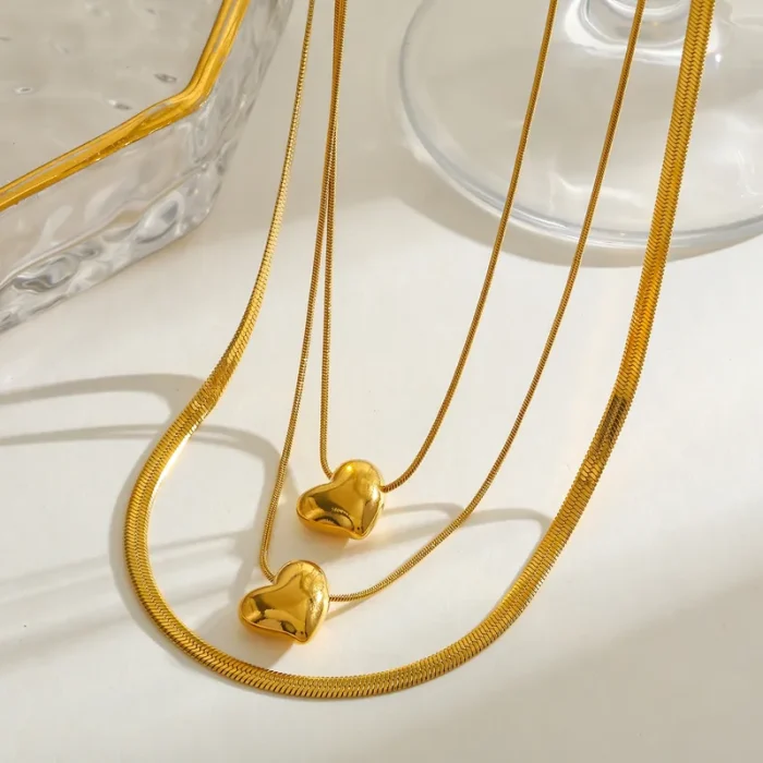Κολιέ Τριπλή Αλυσίδα Edgy Hearts - Χρυσό - Image 3