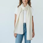 Γυναικεία Πασμίνα Μακριά Χνουδωτή - Λευκή