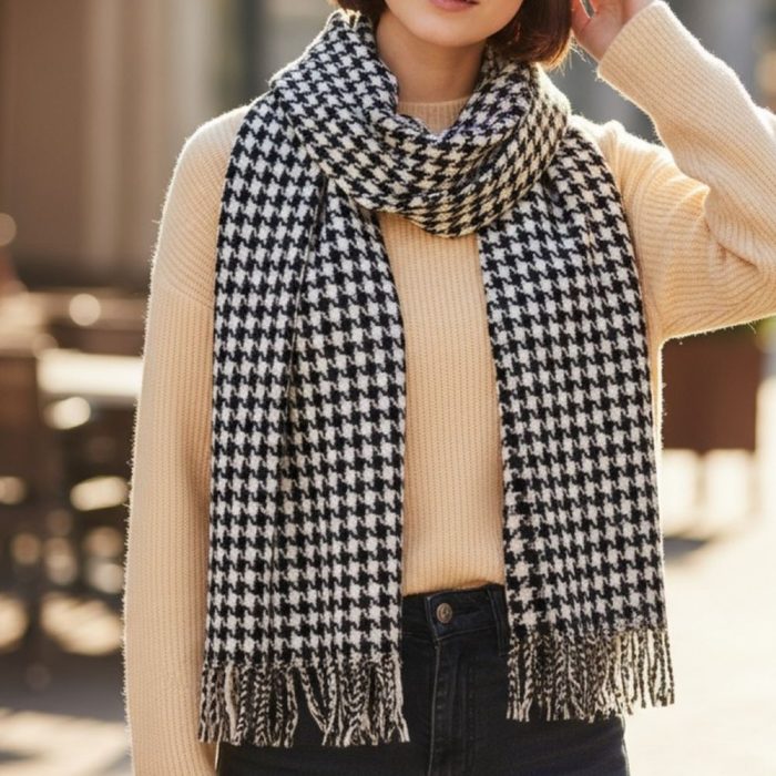 Γυναικεία Πασμίνα Διπλής Όψης Καρό και Houndstooth με Κρόσια - Ασπρόμαυρο - Image 3