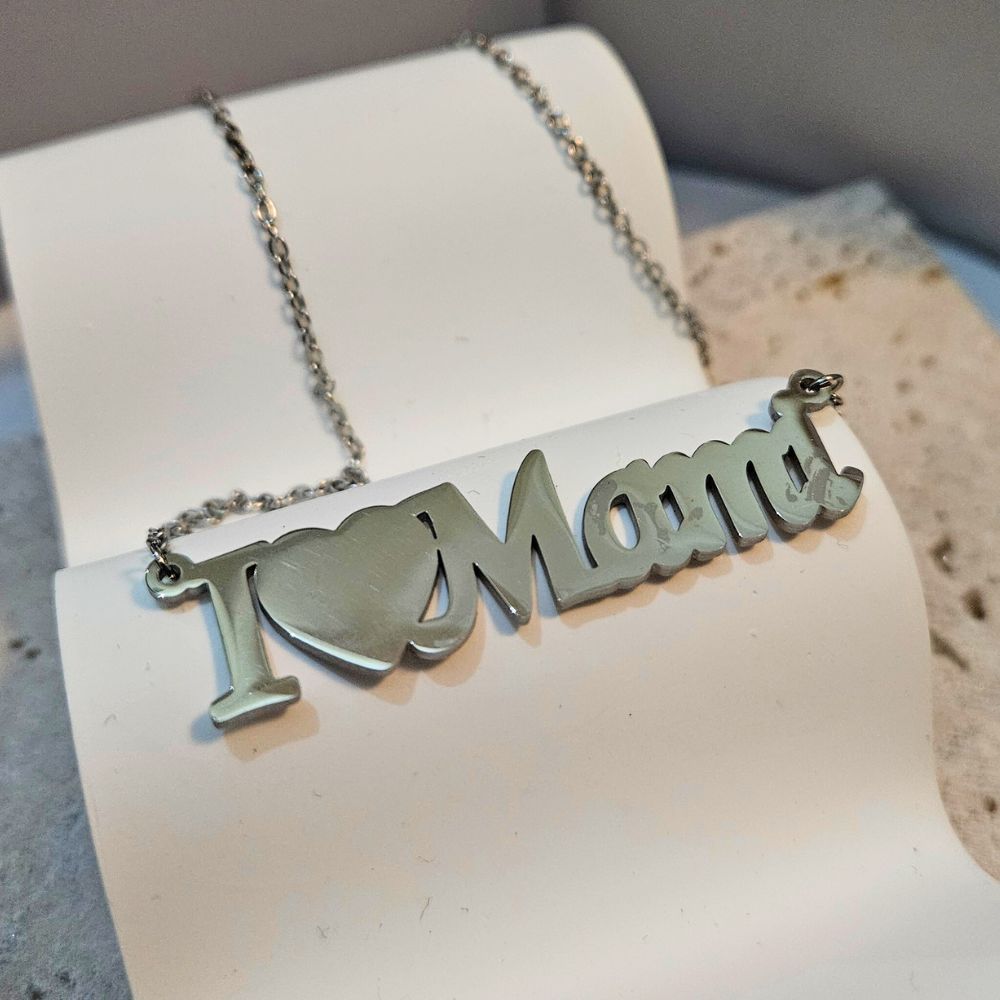 kolie-gunaikeio-atsalino-ilovemami-kosmima-online (2) Κολιέ Λεπτή Αλυσίδα Mama Love - Ασημί - Image 1