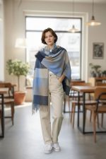 Γυναικεία Πασμίνα Μακριά με Κρόσσια Καρό Alina – Μπλε