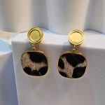 Σκουλαρίκια Κουμπωτά Τετράγωνα Λεοπάρ - Χρυσό