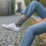 Κάλτσες Unisex Ψηλές Leopard Spots -Μπεζ - Image 2