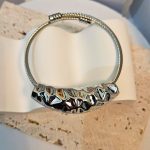 Βραχιόλι Open με Οβαλ Πλακέτα – Ασημί