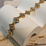 Βραχιόλι Αλυσίδα με Σταυρουδάκια και Στρας - Χρυσό - Image 2