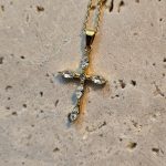 Κολιέ Σταυρός με Λευκές Πέτρες - Χρυσό