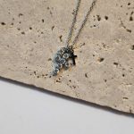 Κολιέ με Σταυρό και Στρας - Ασημί