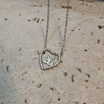 Κολιέ Γούρι 2026 Καρδιά με Στρας - Ασημί