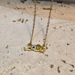 Κολιέ Γούρι 2026 με Στρας - Χρυσό