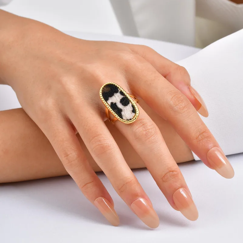 atsalina-daxtylidia-ruthmizomena-kosmima-online (5) Δαχτυλίδι Ρυθμιζόμενο Οβάλ Χνουδωτό Λεοπάρ - Χρυσό - Image 1