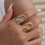 Δαχτυλίδι Ρυθμιζόμενο Coil - Ασημί