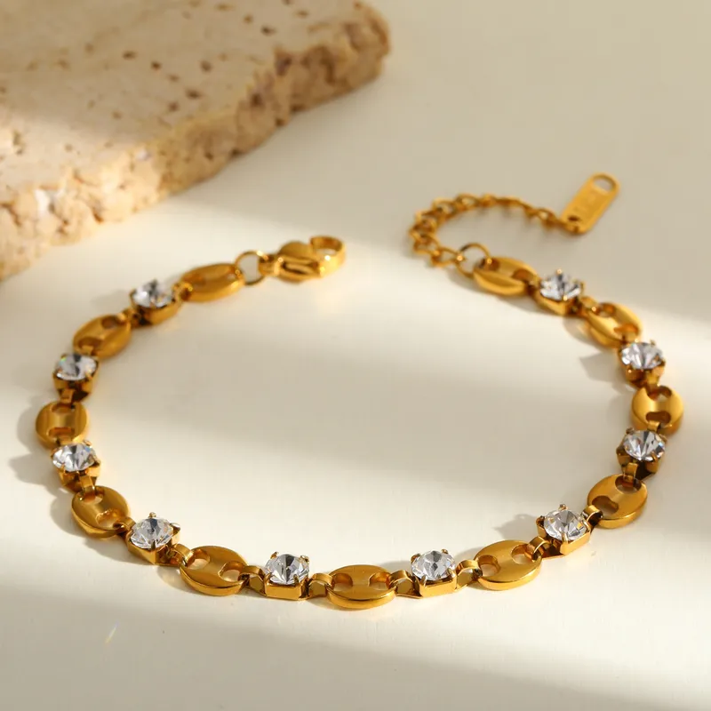 gunaikeia-vraxiolia-atsalina-kosmima-online (123) Βραχιόλι Ιδιαίτερη Αλυσίδα Agnes με Διαμαντάκια - Χρυσό - Image 1