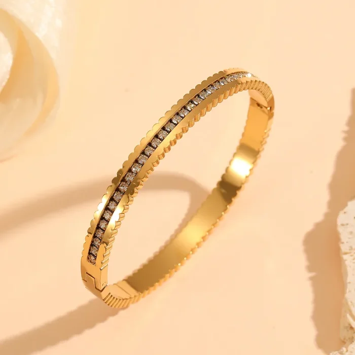 Βραχιόλι Σταθερό Claire με Στρας - Χρυσό - Image 2