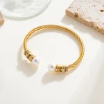 Βραχιόλι Open Πλεκτό με Πέρλες στα Τελειώματα - Χρυσό