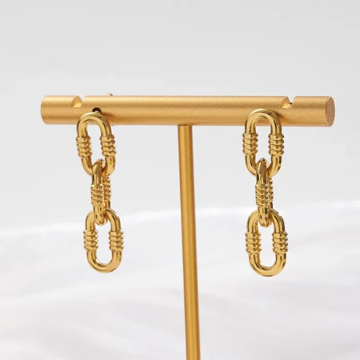 Σκουλαρίκια Κουμπωτά Ribbed Chain - Χρυσό - Image 2