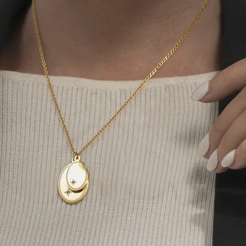 xarakseto-kosmimata-kosmima-online-atsali (12) Κολιέ με Δυνατότητα Χάραξης Αλυσίδα Διπλό Οβάλ Μενταγιόν - Χρυσό - Image 1