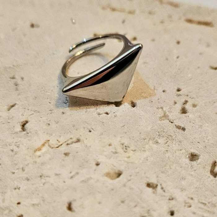 atsalino-gunaikeio-daxtulidi-asimi-ruthmizomeno-kosmima-online