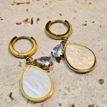 gunaikeia-skoularikia-koumpwta-atsali-xrysa-petra-kosmima-online