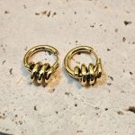 gunaikeia-skoularikia-koumpwta-atsali-xrysa-kosmima-online