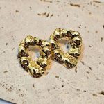 gunaikeia-skoularikia-koumpwta-atsali-xrysa-kosmima-online