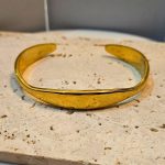 vraxioli-atsalino-ginaikeio-open-xeiropeda-xryso-kosmima-online