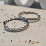 gunaikeia-skoularikia-atsali-asimi-kosmima-online