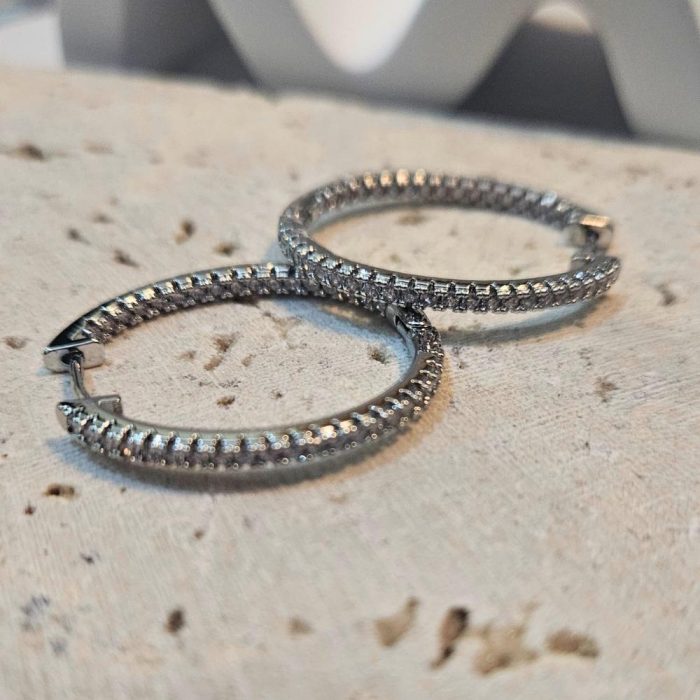 gunaikeia-skoularikia-atsali-asimi-kosmima-online