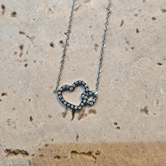 gunaikeio-kolie-atsalino-kardia-asimi-kosmima-online