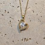 gunaikeio-kolie-atsalino-kardia-xryso-kosmima-online